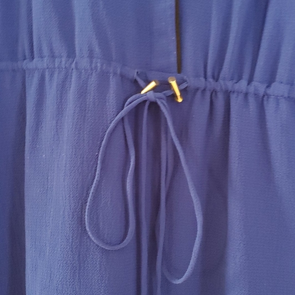 Blue Dress - Picture 2 of 4